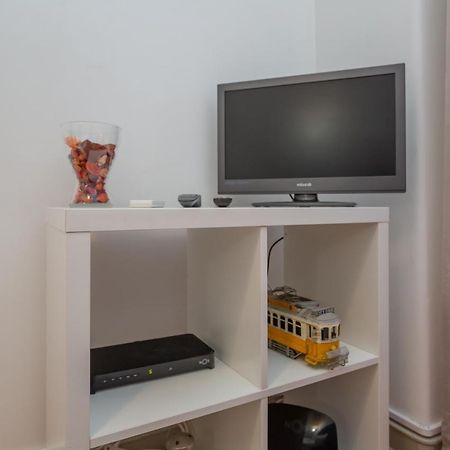 Beguest Alegria Apartment Lisbon Luaran gambar